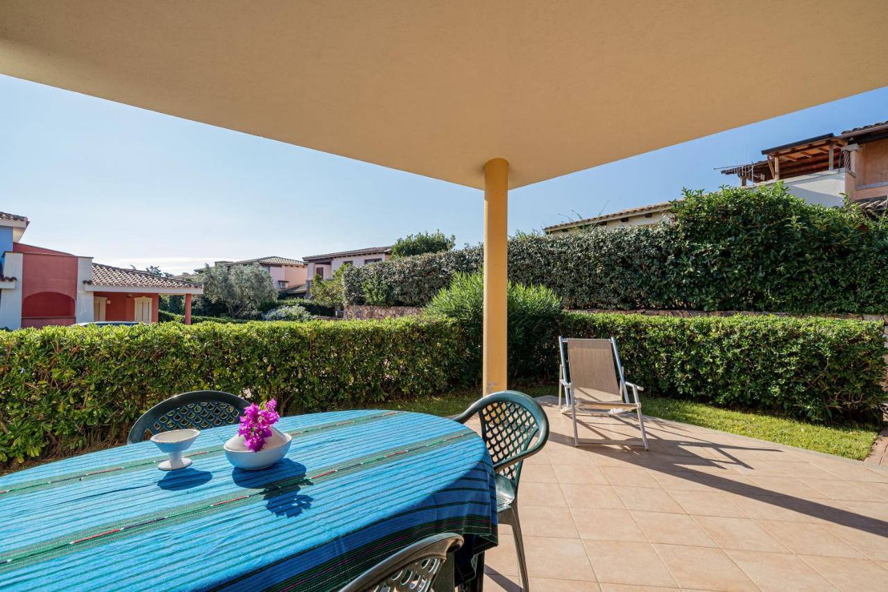 Apartments In Residence With Swimming Pool In Cala Girgolu Monte Petrosu Exterior photo